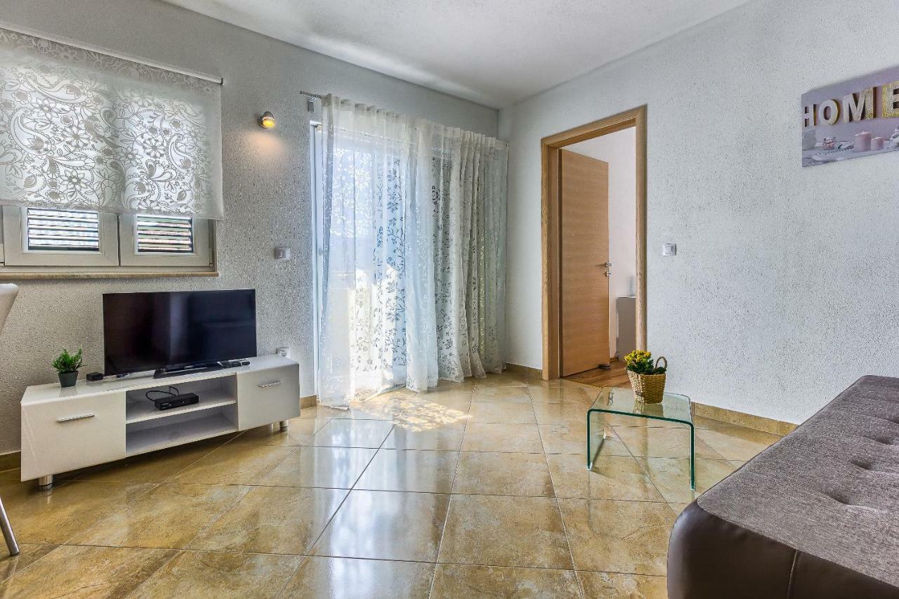 Apartmani Palada Poljica  Zewnętrze zdjęcie